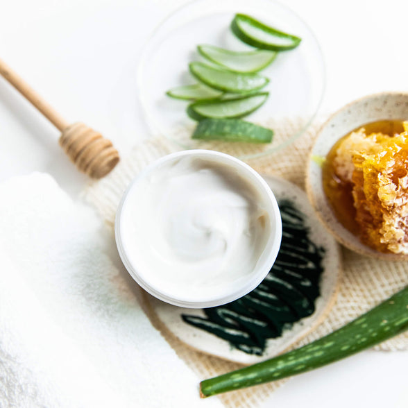 Wild_Naturals_Manuka_Honey_Cream_Texture_2k