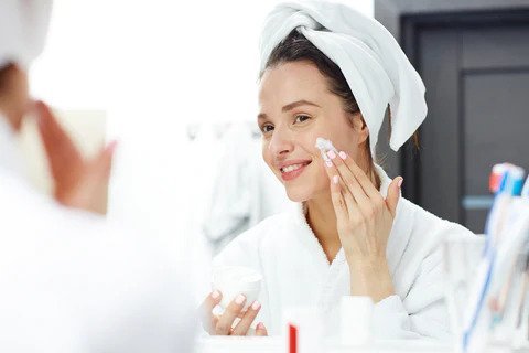 Natural Beauty: Why the Industry is Turning to a More Homemade Feel