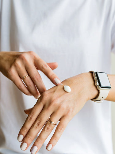 Tips To Prevent Psoriasis Flare-Ups in Winter