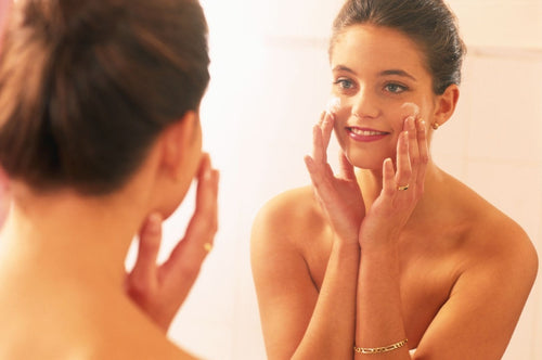 Tips to Treat Facial Eczema Differently From Body Eczema